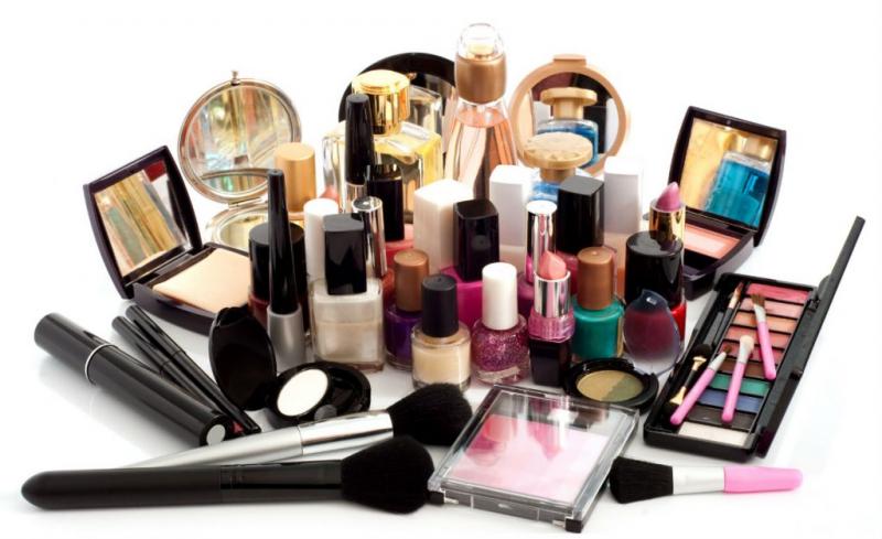 Brasil exporta beleza: redes de estética lideram o ranking do mercado que mais cresce no Brasil